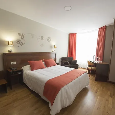 Hotel Turisticos Insua 4*
