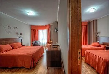 호텔 Turisticos Insua 4*